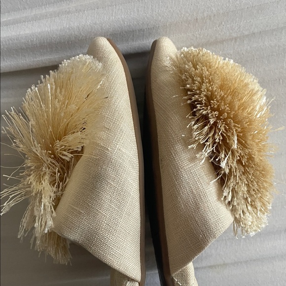 Birdies Songbird Pom Pom Linen Fabric Crème Slides Ballet Flats Mules Size 7.5 - Picture 8 of 11